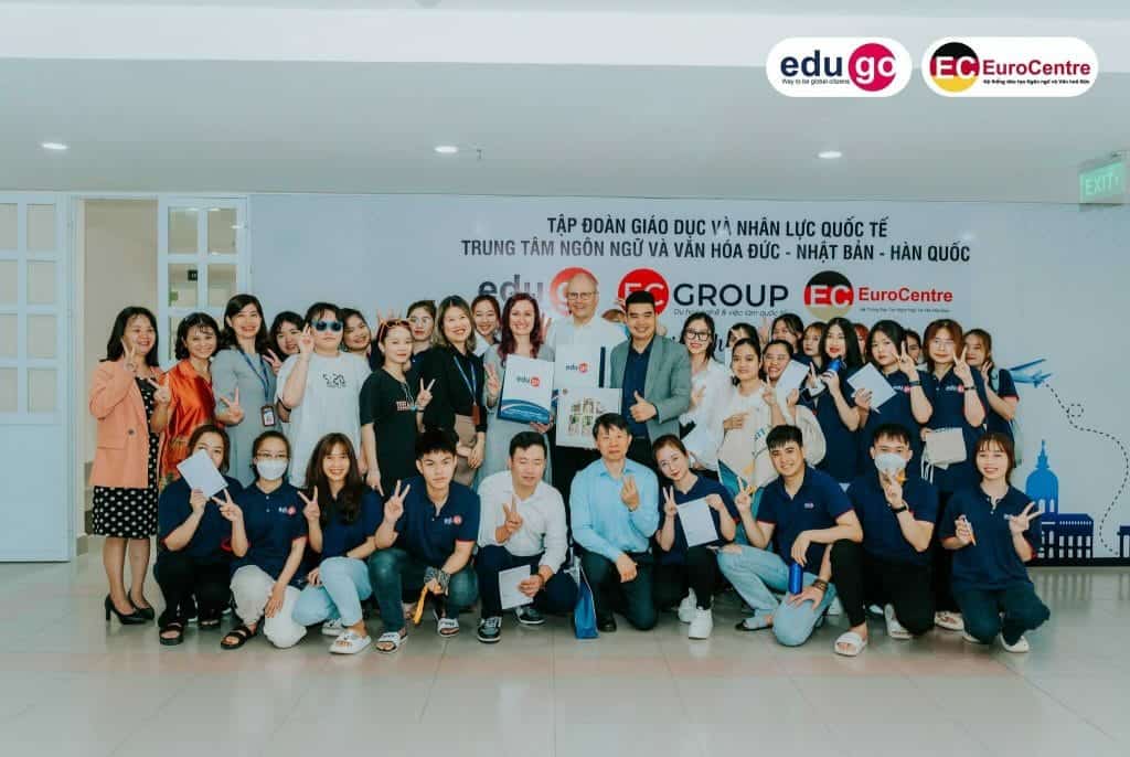 edugo-hop-tac-voi-tap-doan-nghe-dieu-duong-azurit-hansa