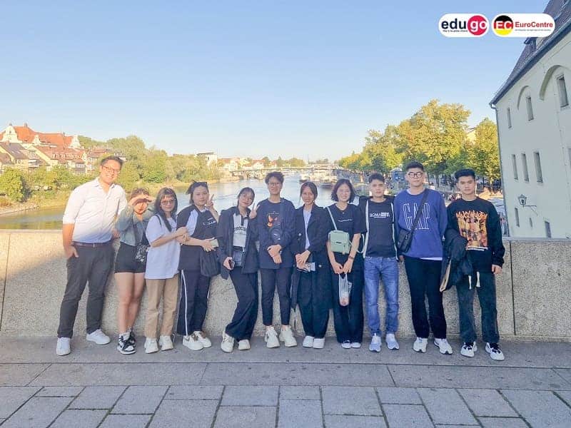 Thông báo tuyển sinh ngành Nhà hàng - Khách sạn tại bang Niedersachsen - CHLB Đức 8 tuyen-sinh-nganh-nha-hang-khach-san-tai-bang-niedersachsen-CHLB-duc