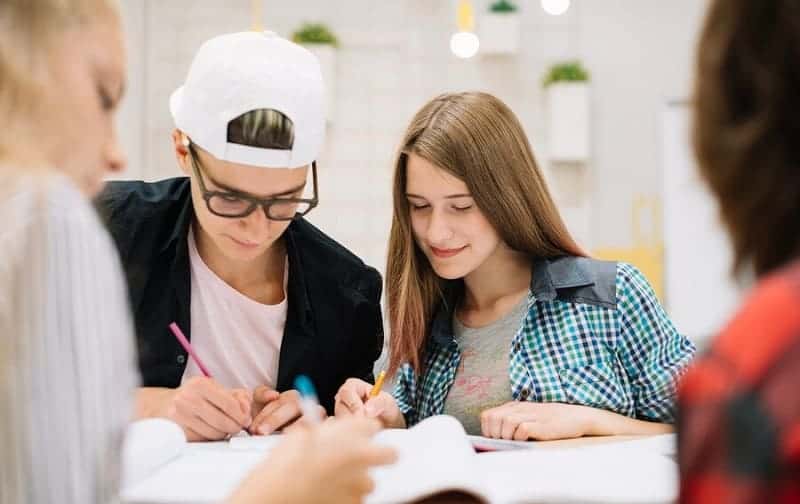 Du học nghề Đức có mất học phí không? Sự thật bạn cần biết 1 khai-quat-ve-chuong-trinh-du-hoc-nghe-duc