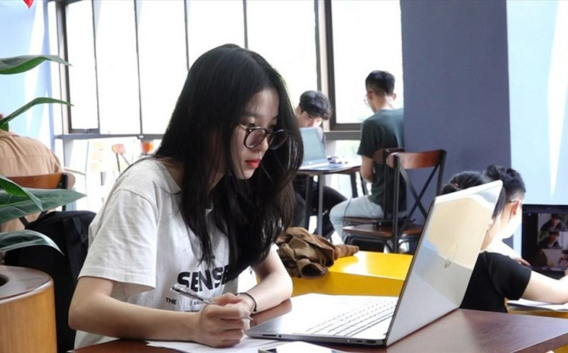 Lịch thi thử tốt nghiệp THPT 2025 với hơn 200.000 thí sinh tham gia 3 danh-gia-de-thi-thu-tot-nghiep-thpt-2025