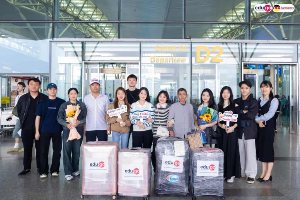 Doan bay sang ngay 25.3