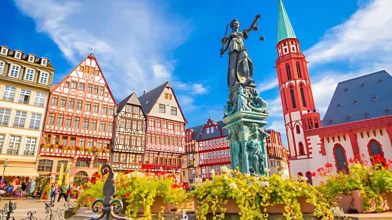 Du học nghề Đức tại Frankfurt - Cơ hội làm việc tại trung tâm tài chính quốc tế 4 quyen-loi-khi-du-hoc-nghe-duc-tai-frankfurt