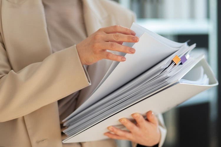 Hồ sơ du học nghề Đức: Dịch thuật, công chứng như thế nào cho đúng? 1 cac-giay-to-can-chuan-bi-trong-ho-so-du-hoc-nghe-duc