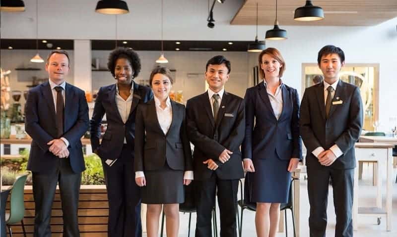 Du học nghề nhà hàng khách sạn tại Đức: Trải nghiệm môi trường làm việc quốc tế 2 co-hoi-viec-lam-sau-khi-tot-nghiep-nganh-nha-hang-khach-san
