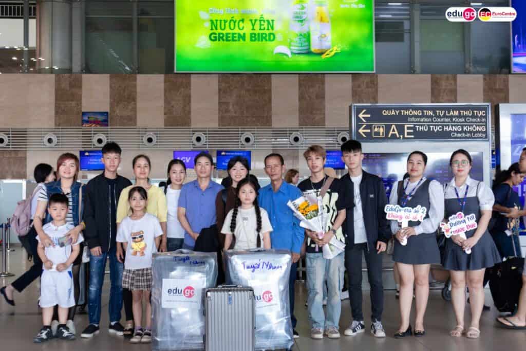 Từ Việt nam đến CHLB Đức - Chắp cánh ước mơ vươn mình ra thế giới 2 Doan bay 15.4 02