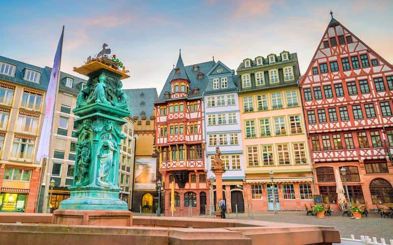 Làm sao để du học miễn phí? Những cơ hội bạn không nên bỏ qua 3 tham-gia-chuong-trinh-du-hoc-nghe-duc-vua-hoc-vua-lam