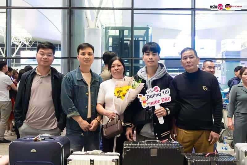 thong-bao-tuyen-sinh-ky-thuat-vien-cat-got-kim-loai-che-tac-kim-loai