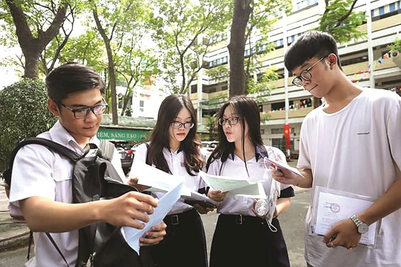 Bí kíp xét tuyển đại học 2025: Chọn ngành trước, chọn trường sau 1 vi-sao-nen-chon-nganh-truoc-chon-truong-sau