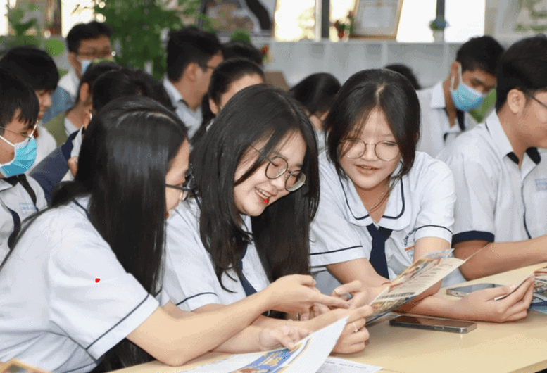 Hướng dẫn đăng ký nguyện vọng xét tuyển đại học 2025 cho thí sinh tự do 2 huong-dan-dang-ky-nguyen-vong-xet-tuyen-dai-hoc-2025