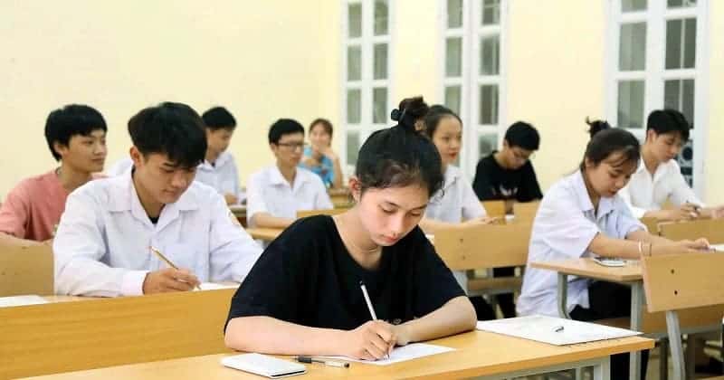 Vi phạm quy chế thi tốt nghiệp THPT 2025 - Cảnh báo những lỗi phổ biến 1 quy-che-thi-tot-nghiep-THPT-2025-co-gi-moi