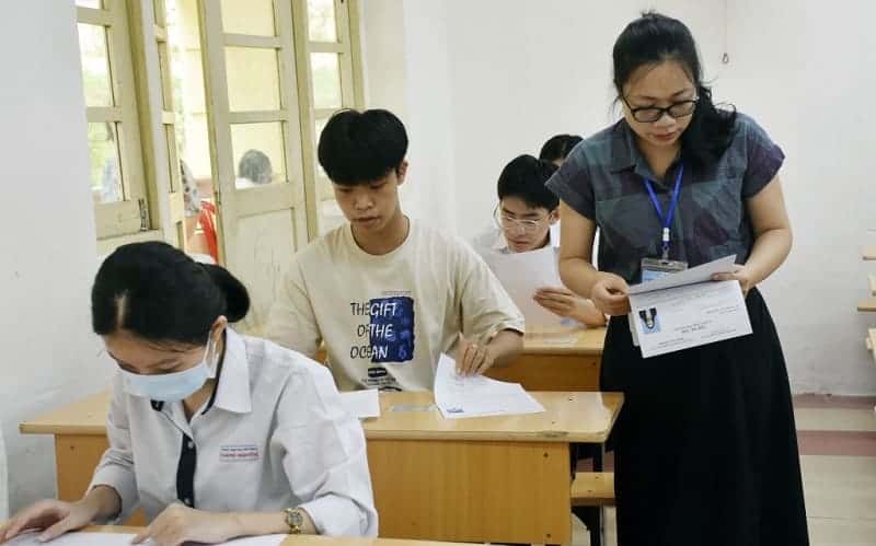 Thi và xét tốt nghiệp THPT năm 2025: Những điểm mới nổi bật 1 thi-tot-nghiep-thpt-2025-voi-4-mon