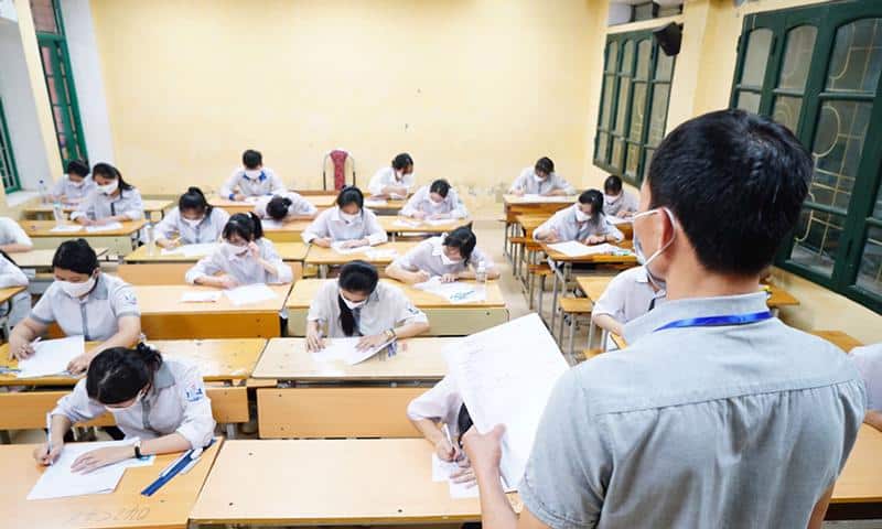 Bứt phá điểm 9+ môn Ngữ văn thi tốt nghiệp THPT 2025 nhờ 4 nguyên tắc vàng 2 4-nguyen-tac-giup-but-pha-diem-thi-mon-ngu-van