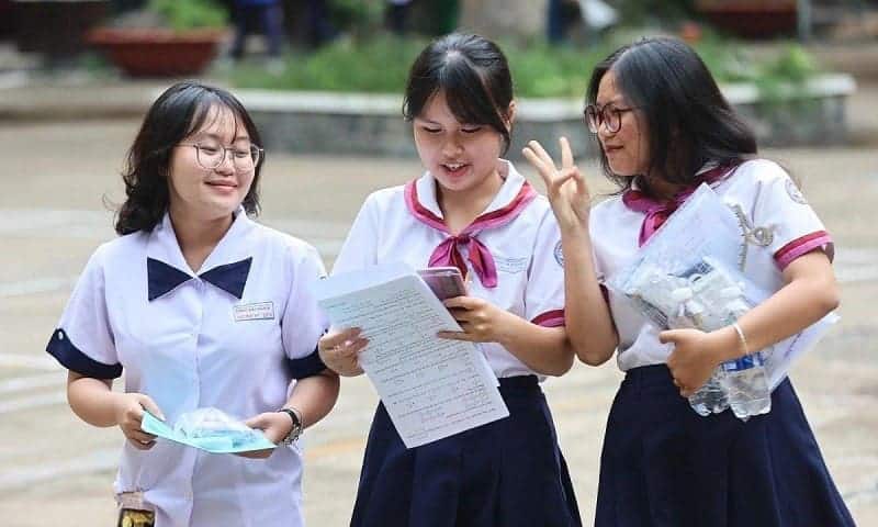 Thi tốt nghiệp THPT 2025 và checklist những món đồ quan trọng không thể thiếu 2 checklist-mon-do-quan-trong-khong-the-thieu