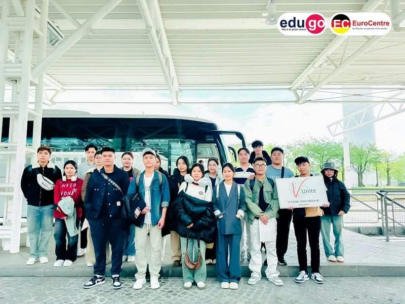 co-hoi-viec-lam-va-dinh-cu-sau-khi-tot-nghiep