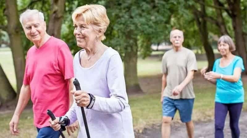 Đức đang thiếu nhân lực ngành gì? Cơ hội nào dành cho sinh viên Việt Nam 1 dan-so-gia-hoa-bai-toan-cap-bach-cua-chinh-phu-duc