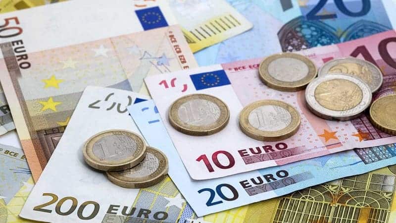 Tỷ giá Euro tăng mạnh - Du học nghề Đức có còn “dễ thở”? 2 dieu-gi-xay-ra-khi-ty-gia-euro-tang-manh