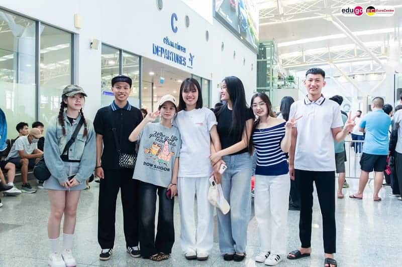 Du học 1 du-hoc-nghe-duc-nganh-ban-hang-voi-hoc-phi-0-dong