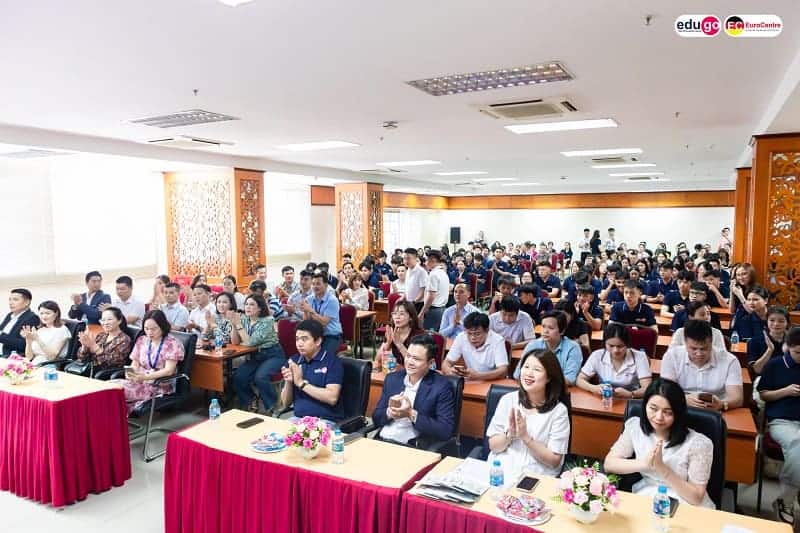 Học tiếng Đức ở đâu uy tín? 5 tiêu chí đánh giá quan trọng 2 5-tieu-chi-danh-gia-trung-tam-tieng-duc-uy-tin