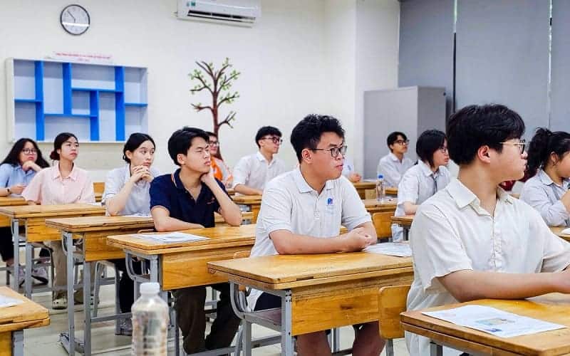 Bao giờ công bố đáp án thi tốt nghiệp THPT 2025 chính thức? 4 bao-gio-co-dap-an-thi-tot-nghiep-thpt-2025-chinh-thuc