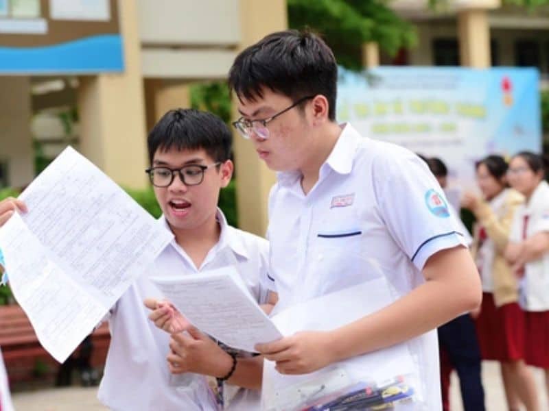 Hướng dẫn nộp đơn phúc khảo thi tốt nghiệp THPT 2025 chi tiết 3 dia-diem-nop-don-phuc-khao-thi-tot-nghiep-thpt-2025