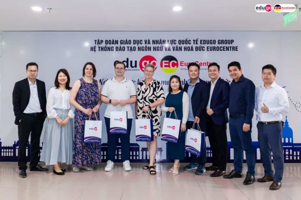 Cơ hội làm việc tại tập đoàn bán lẻ hàng đầu nước Đức dành cho học viên EduGo 2 Gap go giao luu cung tap doan EDEKA 02