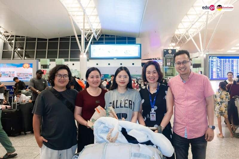 Du học nghề điều dưỡng tại Đức: Lộ trình rõ ràng, Thu nhập ổn định 4 hoc-tieng-duc-va-tim-truong-co-so-dao-tao