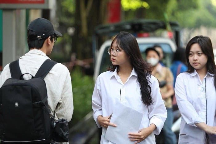 Những thay đổi quan trọng trong quy chế tuyển sinh đại học 2025 3 khong-gioi-han-so-luong-to-hop-xet-tuyen