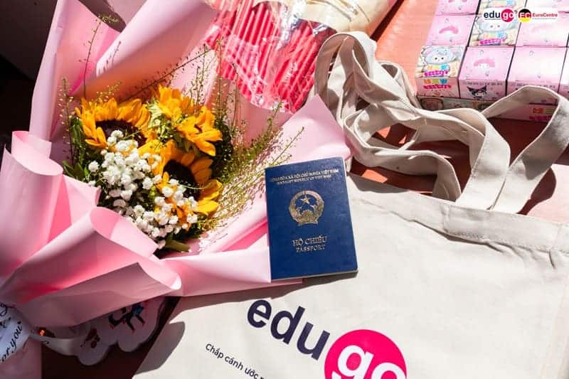 Tự làm hồ sơ du học nghề Đức có dễ không? Kinh nghiệm tự chuẩn bị từ A-Z 4 kinh-nghiem-khi-tu-chuan-bi-ho-so-du-hoc-nghe-duc