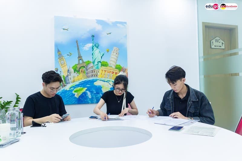 Hồ sơ du học nghề Đức gồm những gì? Hướng dẫn chi tiết từ A-Z 1 do-so-du-hoc-nghe-duc-dong-vai-tro-quan-trong