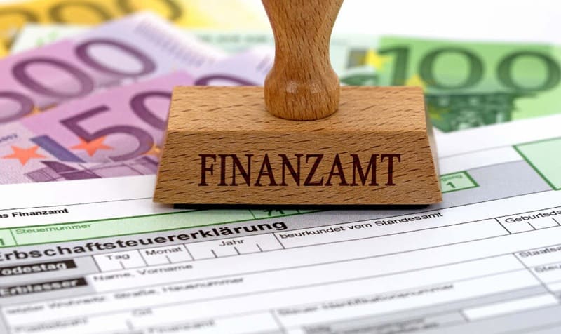 Azubi có phải đóng thuế thu nhập cá nhân ở Đức năm 2026? 3 khi-nao-duoc-giam-hoac-mien-thue-o-duc