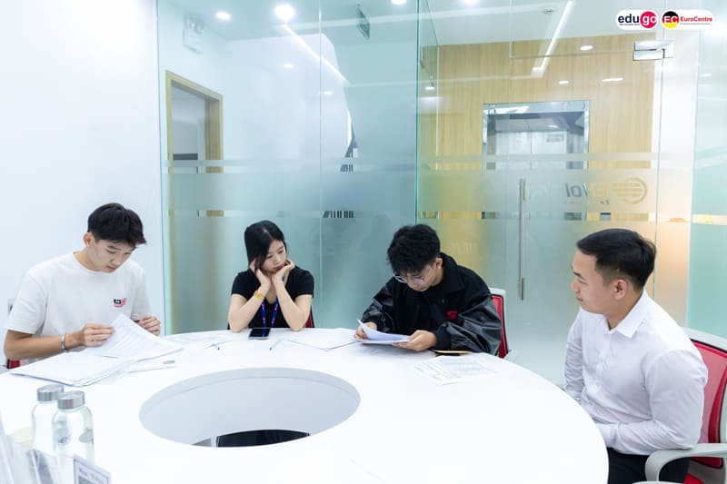 Du học nghề Đức có tiết kiệm hơn du học đại học? 1 xu-huong-du-hoc-nghe-duc