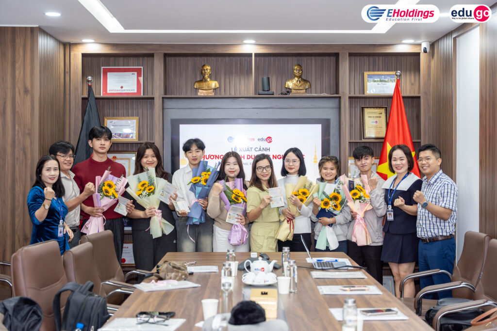 Sân bay nội bài thất thủ - Đội quân EduGo xuất cảnh thành công, chinh phục giấc mơ Đức 1 101125 8