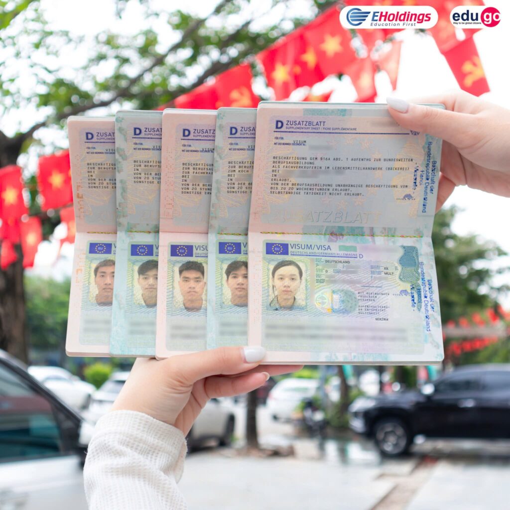 13 tấm Visa 'cập bến' thành công, nước Đức liên tục gọi tên học viên EduGo 1 z7192201490043 7eb6d19b06bef3f4fe009fe34e3941a3 1