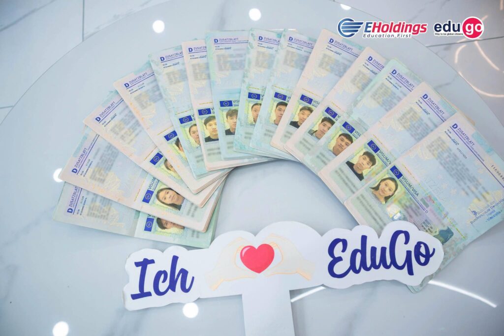 "Bão Visa" nối tiếp "bão hợp đồng" - 14 Visa du học Đức tiếp tục "càn quét" khắp EduGo 1 736142146 1049240767703133 1474389021506781031 n