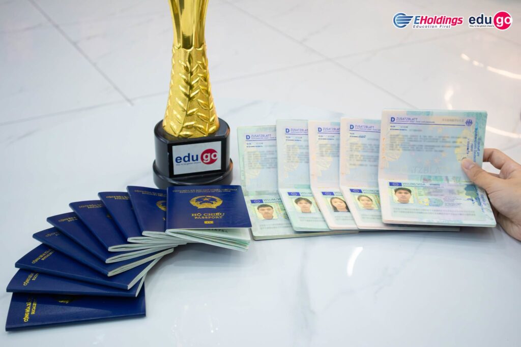 "Bão Visa" nối tiếp "bão hợp đồng" - 14 Visa du học Đức tiếp tục "càn quét" khắp EduGo 7 738877229 1409729170989792 3355824680253838839 n